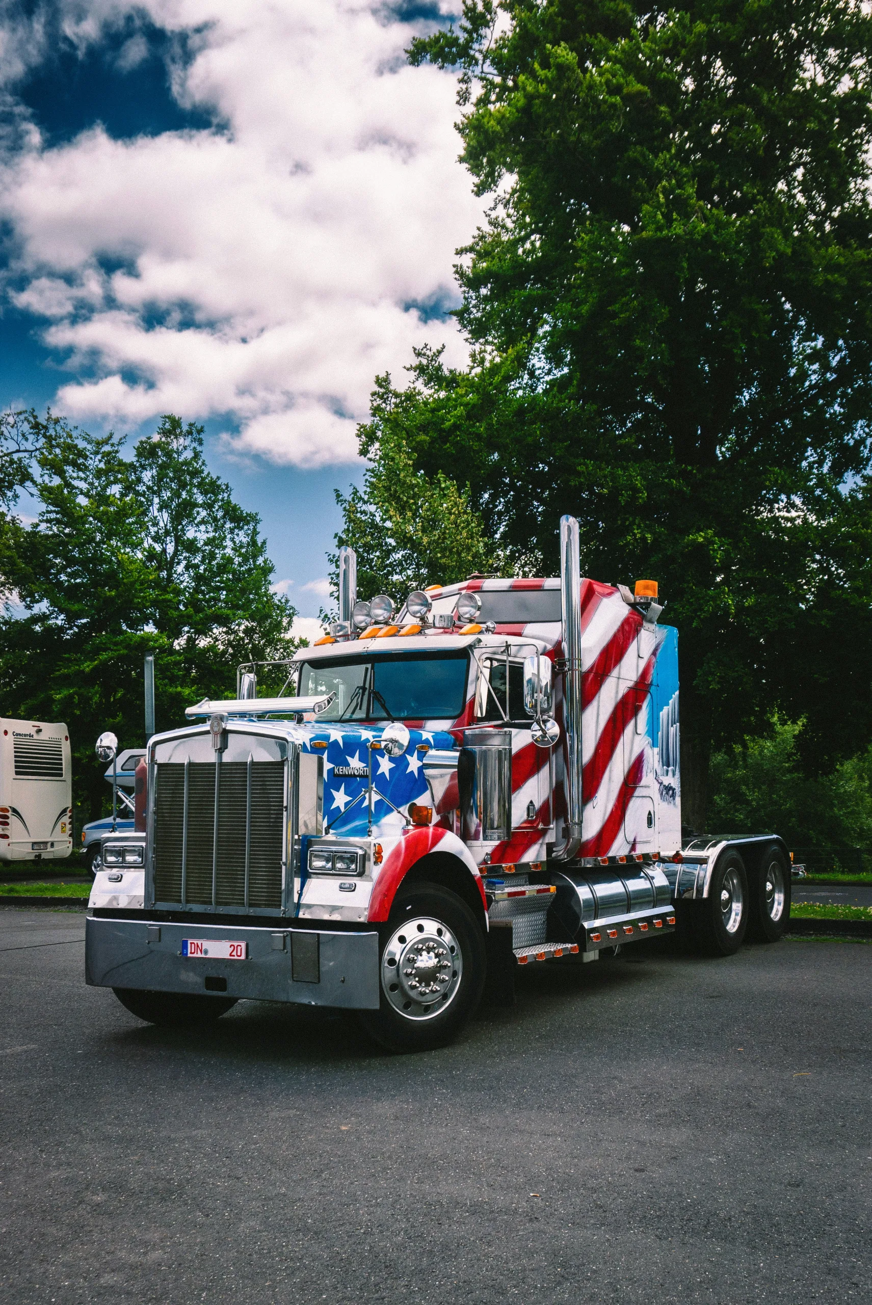 Patriotic truck with a US flag